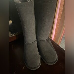 Bearpaw Ugg boots